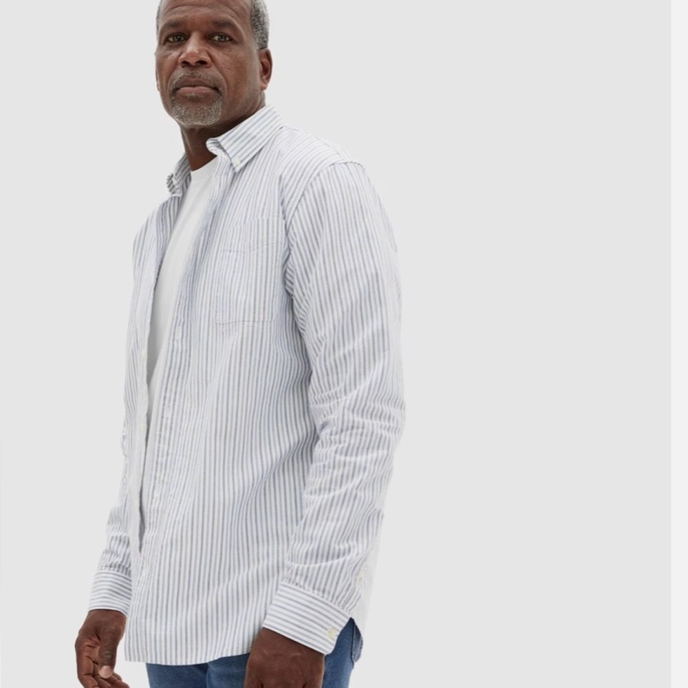 Everlane Men's Blue Striped Button Down Shirt - Picture 1 of 5